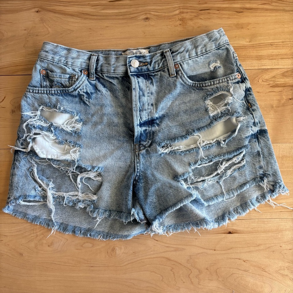 We The Free People Distressed Denim Shorts 29 Raw Hem Button Fly 3 Inch Inseam